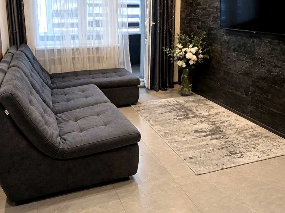 Apartment. Dnipro, Naberezhna Pereomohy st.