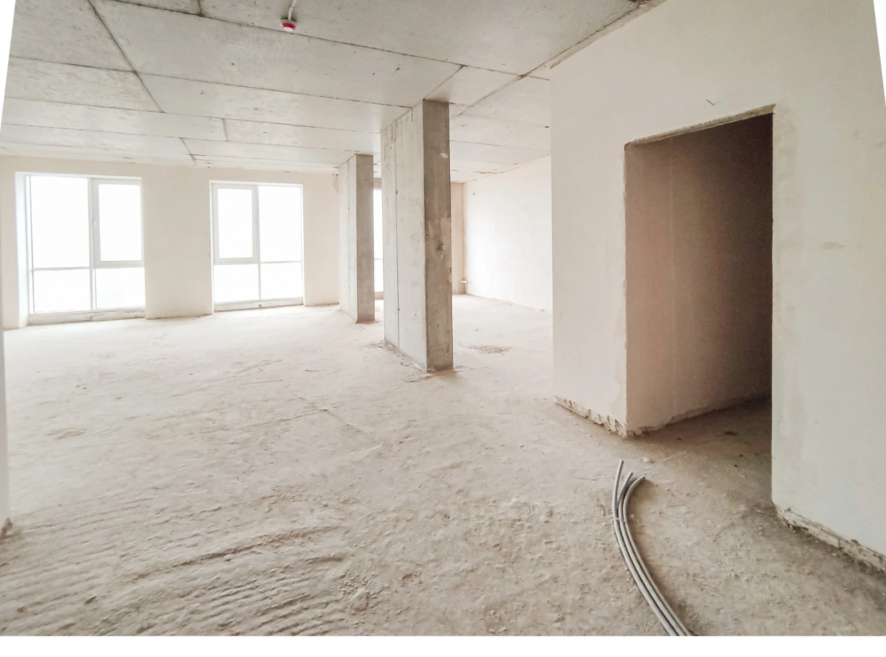 Sale of apartment on Саксаганського Street 37k in Kyiv / W-7474589