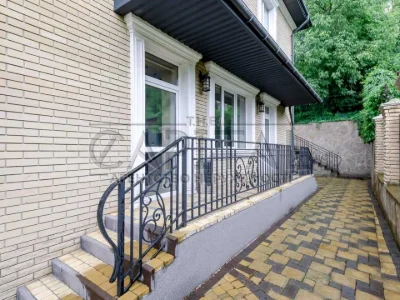 House. Бойова вул, Kyiv