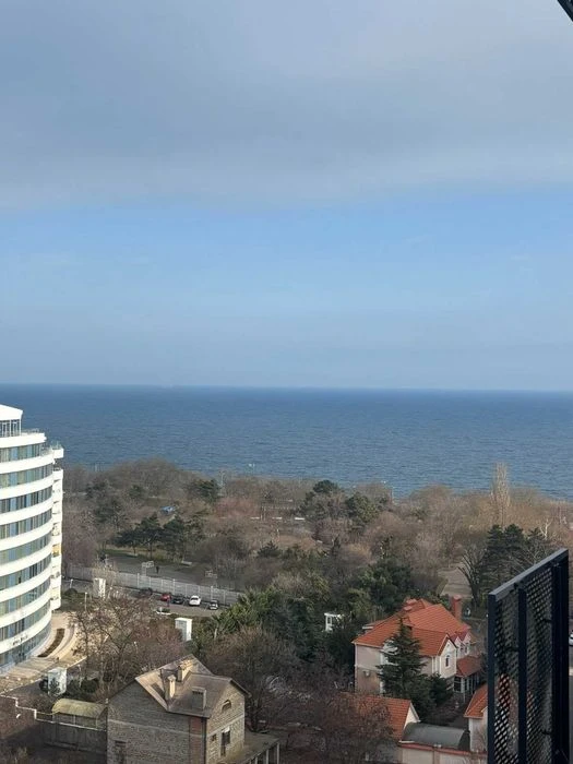 Продам 2 ком квартиру Вид моря. Парк Фонтан