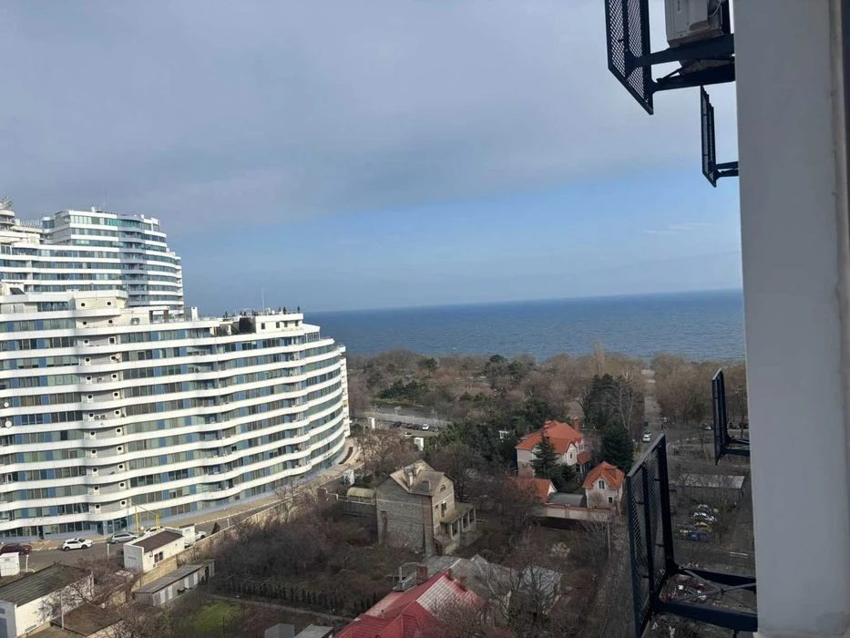 Продам 2 ком квартиру Вид моря. Парк Фонтан