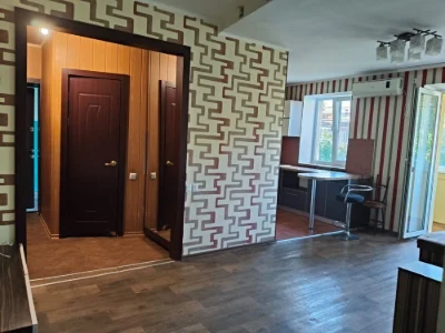 Продається 3-кімнатна квартира