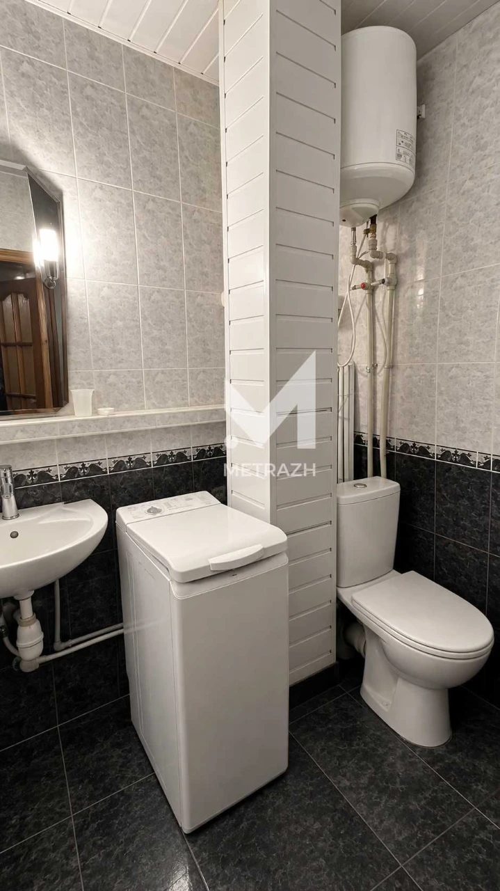 93036 Продам 2-к квартиру возле метро Наукова, Павлове Поле,