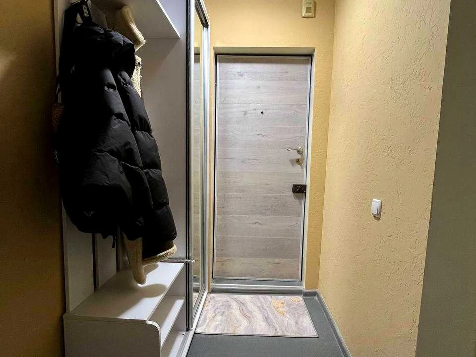 Apartment. Demokraticheskaya st.