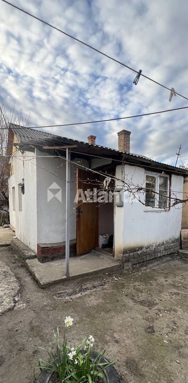 1-room apartment in a private house, Center.