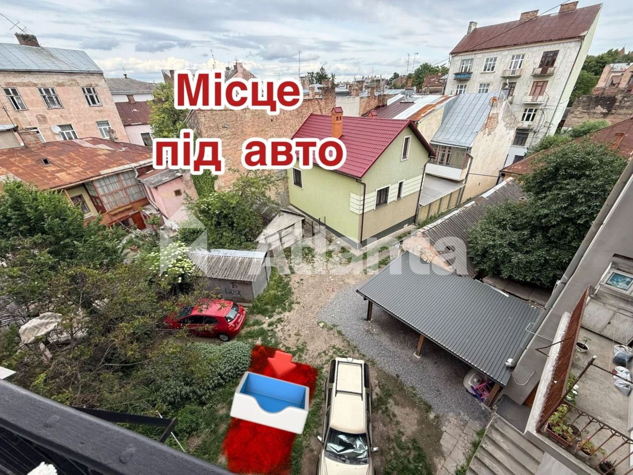 2-room apartment in the city center, state-of-the-art, parking space, attic