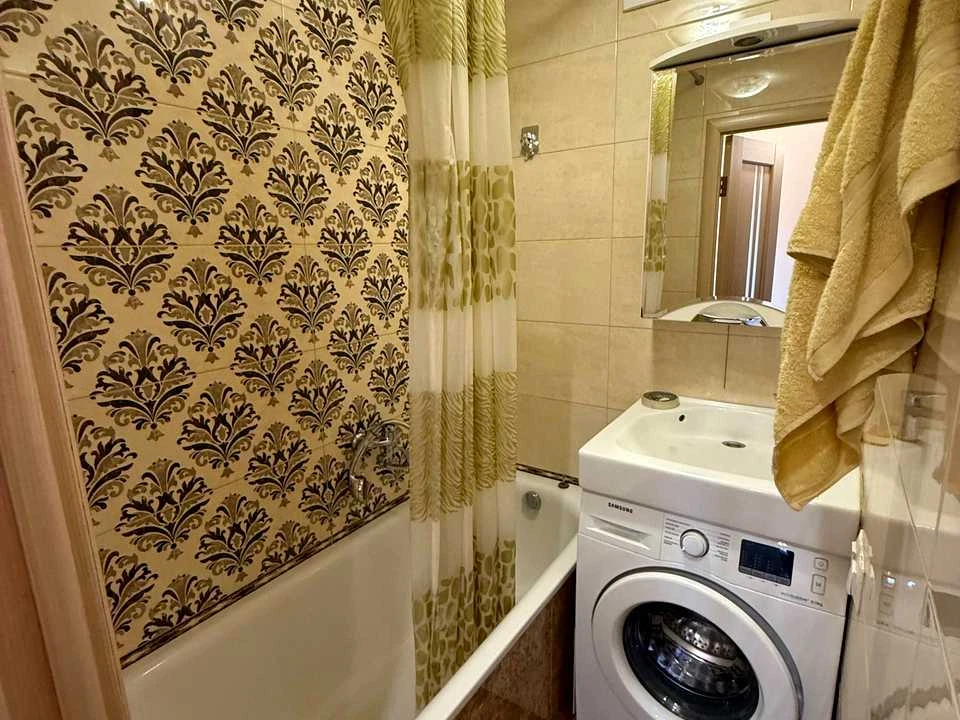 Apartment. Almatinskaya st., Kyiv
