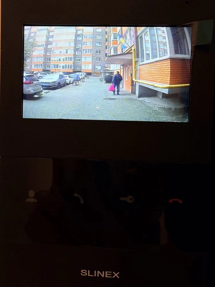 2 room apartment with kitchen and living room. New renovation, furniture, appliances. Scientific/Pulyay/Olga/Kulparkivska street.