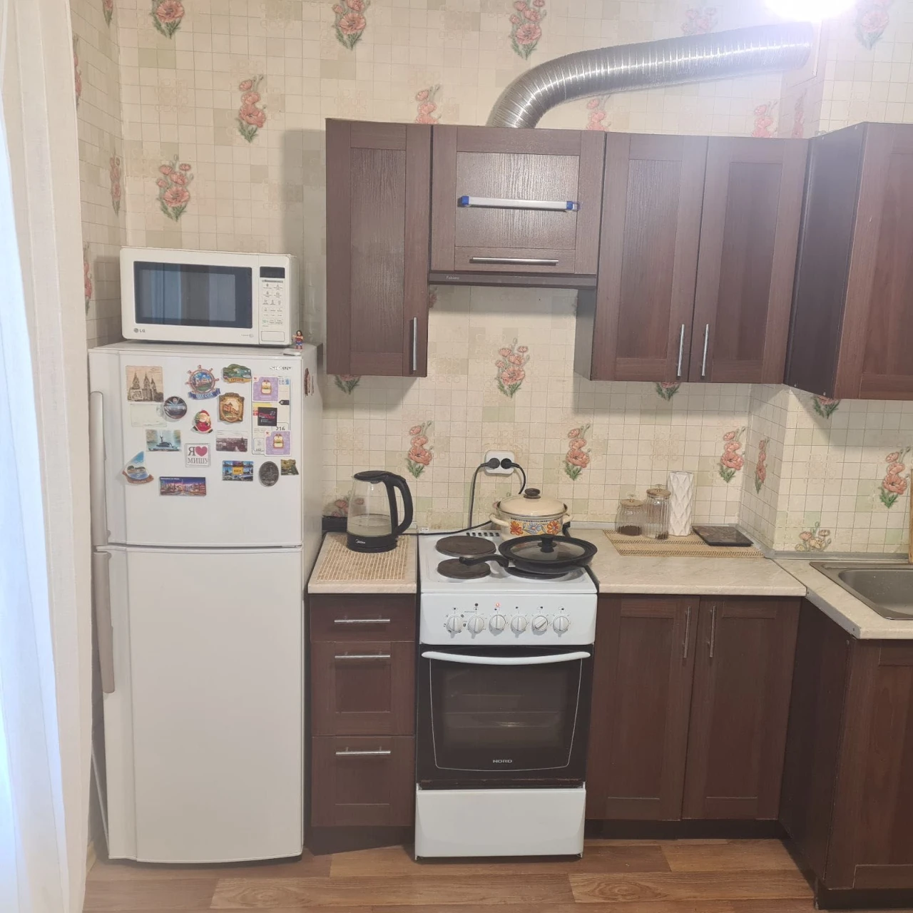 Zakrevskogo 95, Troyeshyna, 1 room, 49 sq.m, 51000 U.E.