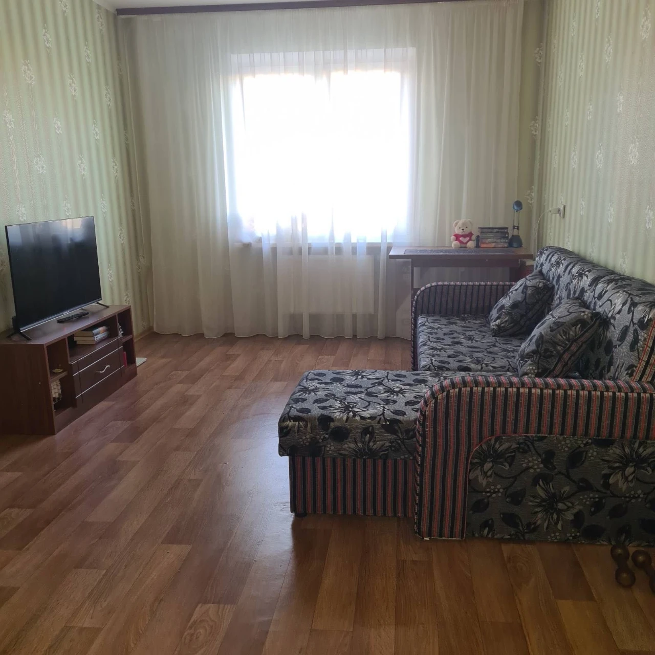 Zakrevskogo 95, Troyeshyna, 1 room, 49 sq.m, 51000 U.E.