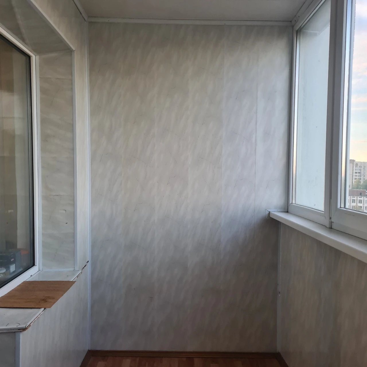 Zakrevskogo 95, Troyeshyna, 1 room, 49 sq.m, 51000 U.E.