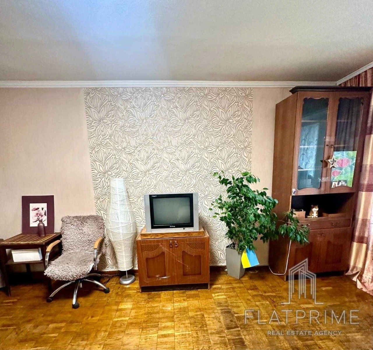 Продається тепла 1-кімнатна квартира в цегляному будинку, Дарницький р-н