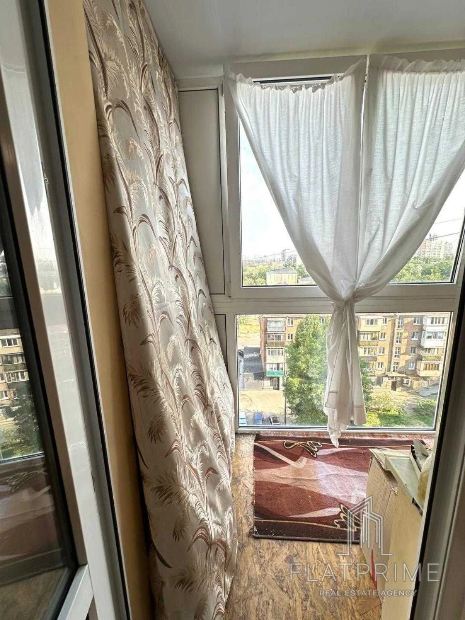 Продається тепла 1-кімнатна квартира в цегляному будинку, Дарницький р-н
