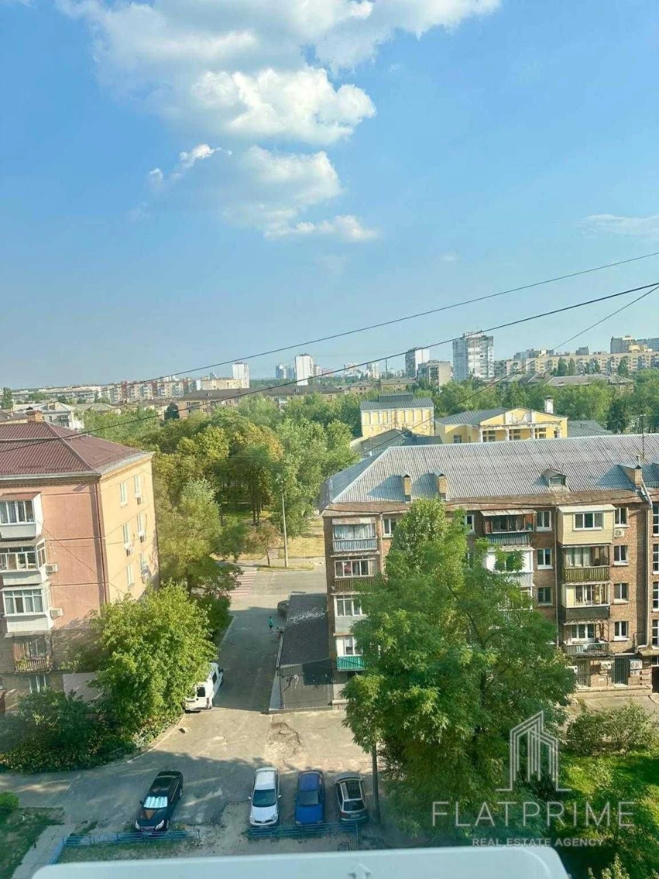 Продається тепла 1-кімнатна квартира в цегляному будинку, Дарницький р-н