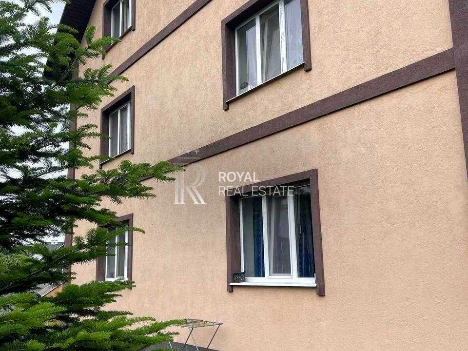 Будинок. Київ, Садова вул.