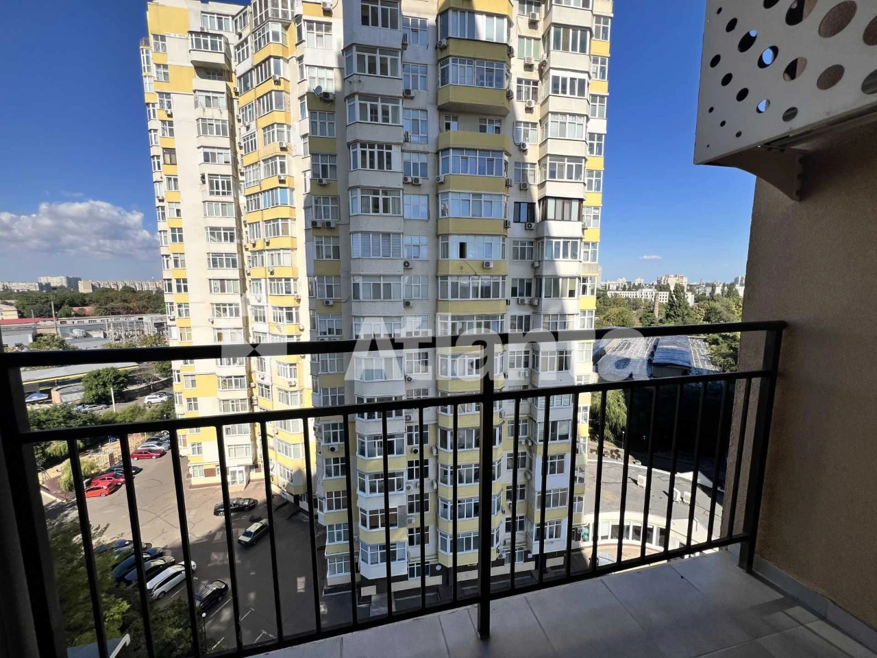 Двухкомнатная квартира, новостройка, в центр 15 минут.