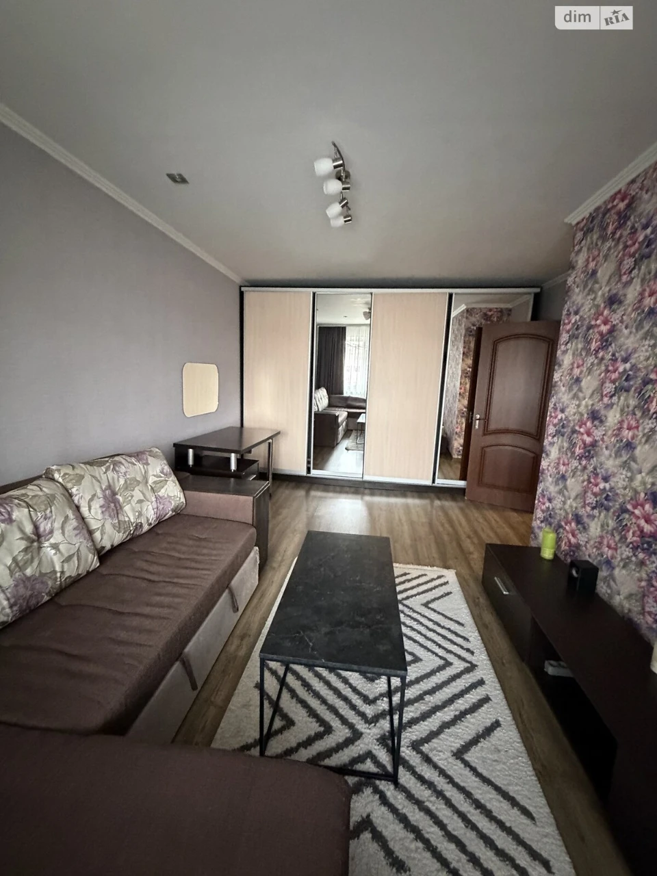 Long-Term Rental Apartment "Vishinka"