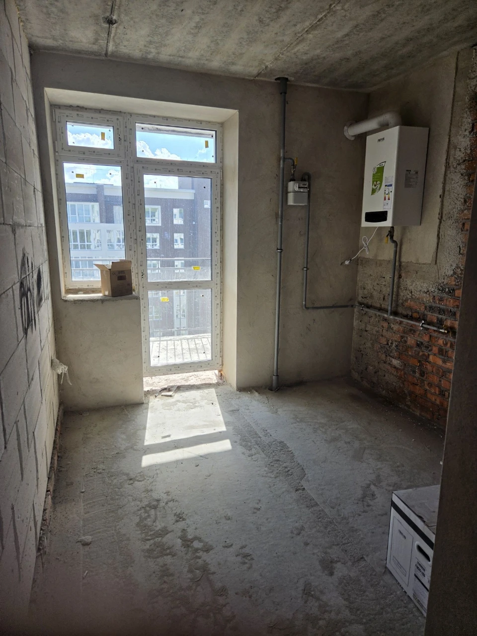 1-bedroom apartment in the WEST HOME residential complex. Great price, sale from...
