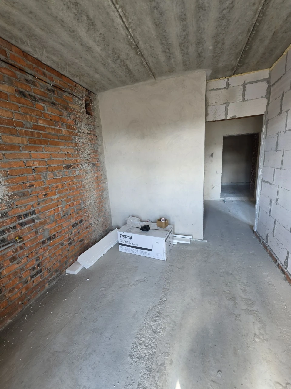 1-bedroom apartment in the WEST HOME residential complex. Great price, sale from...