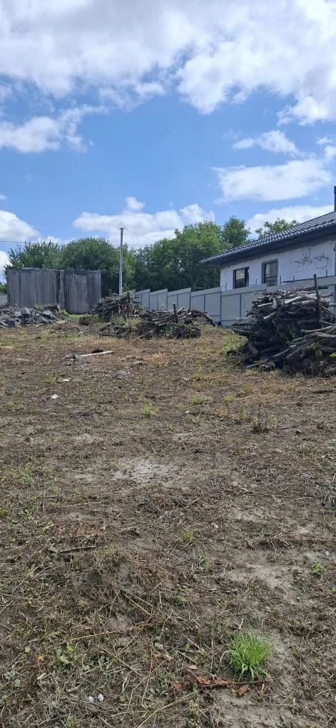 Продається участок в Лезнево