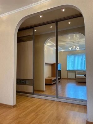 Продаж 3-кімнатного апартаменту з автономним опаленням, 63 м²