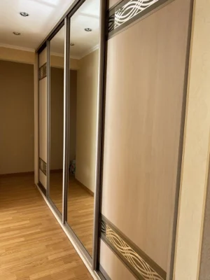 Продаж 3-кімнатного апартаменту з автономним опаленням, 63 м²