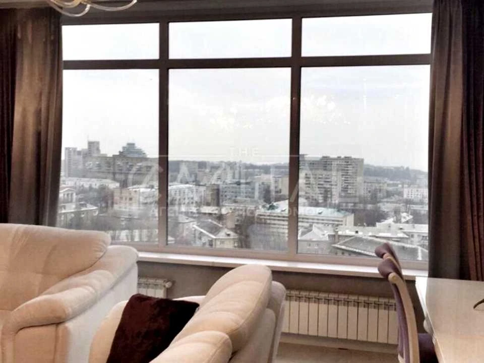 Apartment. Eugene Konovalets st., Kyiv.