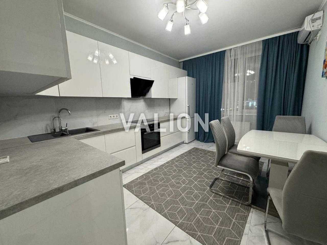 Продажа 2-комнатной квартиры, проспект Европейского Союза 45-А, ЖК "Варшавский микрорайон"
