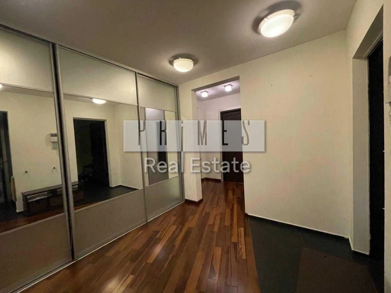 Sale of a 3-room apartment in apartment building on Akhmatova 43