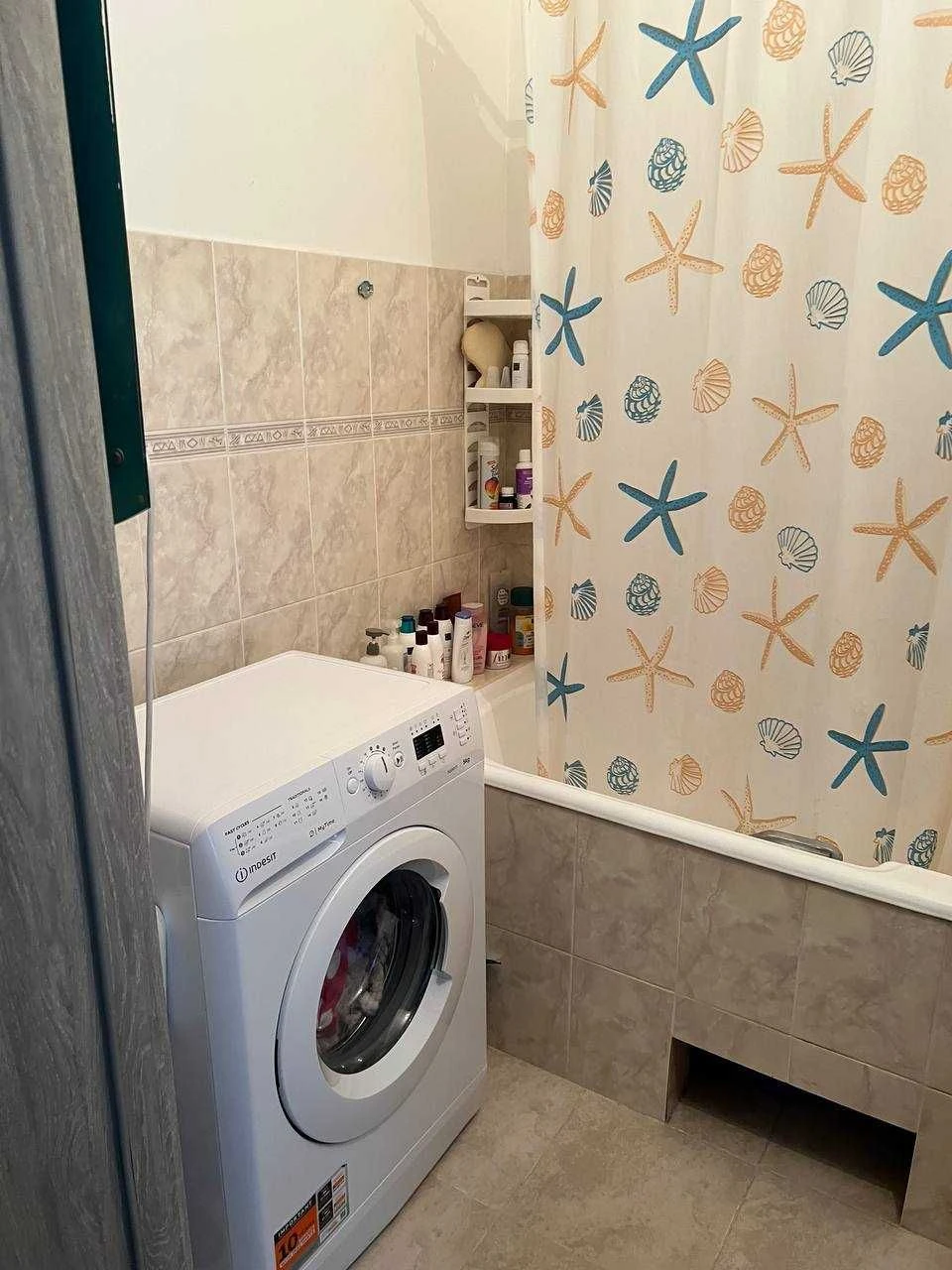 Sale of a 2-room "Stalin" apartment on Prospect L. Kadenyuk
