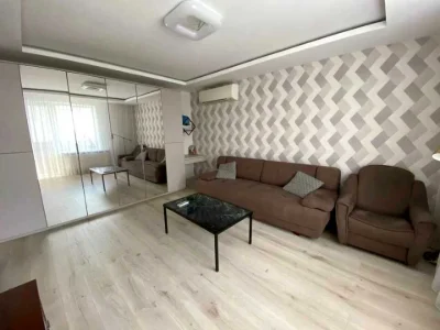 Apartment. Zaporizhzhia, Central Blvd.