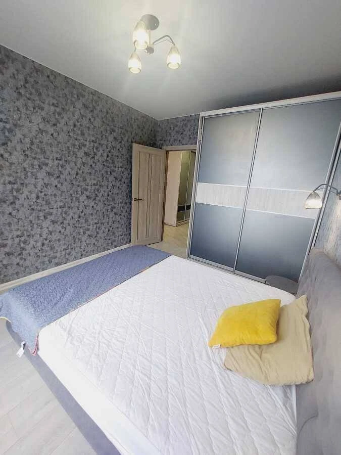 Продам 1-к квартиру Киев, Соломенский, Любомира Гузара просп