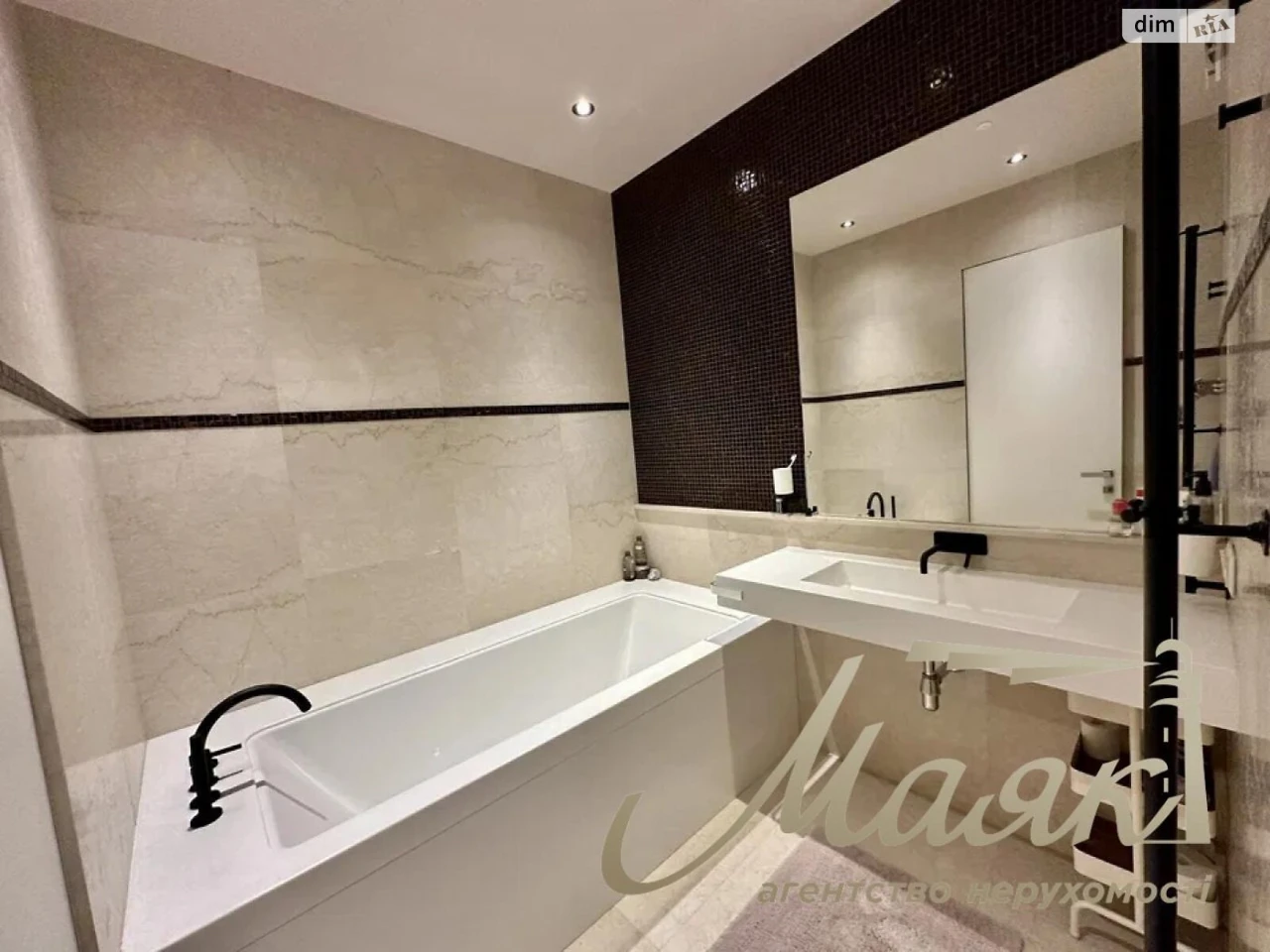 Apartment for Sale - Sapernoye Pole
