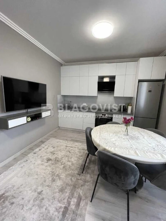 Great Deal! Street of Danchenka. "Novostitsko-Zamkovetsky" Residence! Quick