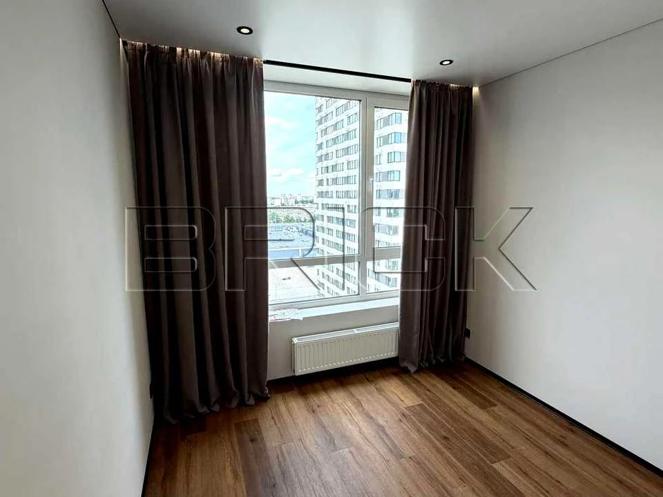 Квартира. Київ, Олександра Олеся вул.