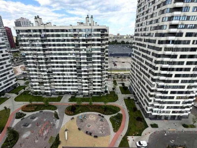Квартира. Київ, Олександра Олеся вул.