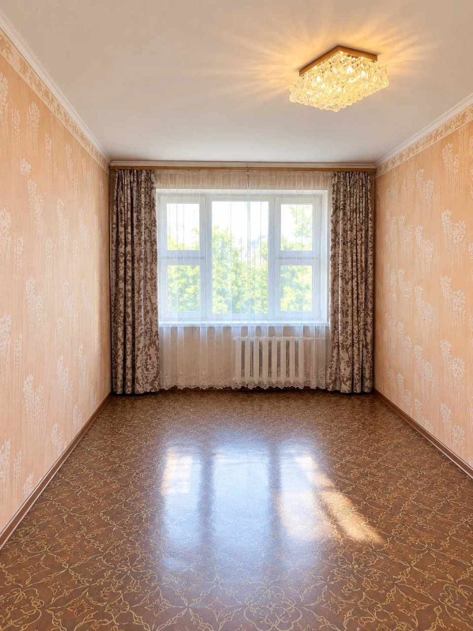 Продається 3-кімнатна квартира