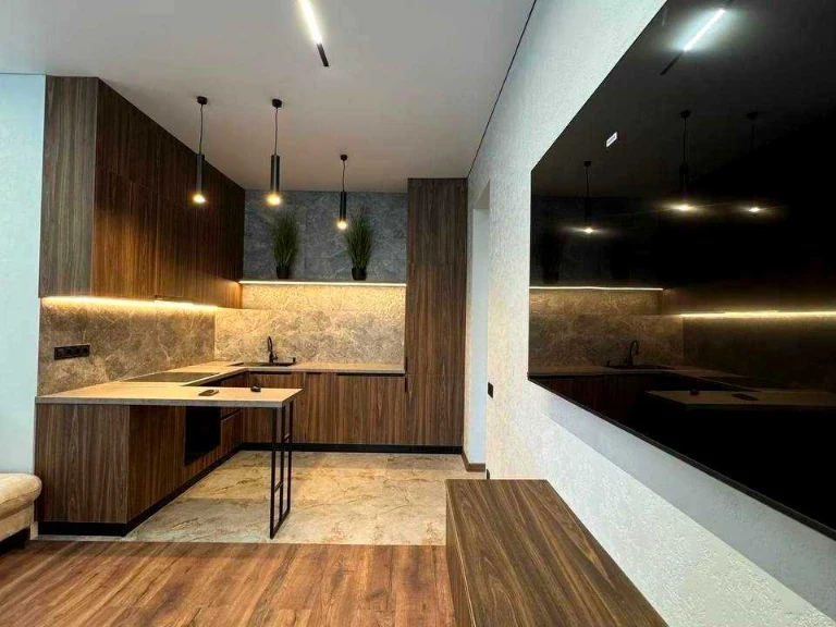Apartment. Ivano-Frankivsk, Volvynetska st.