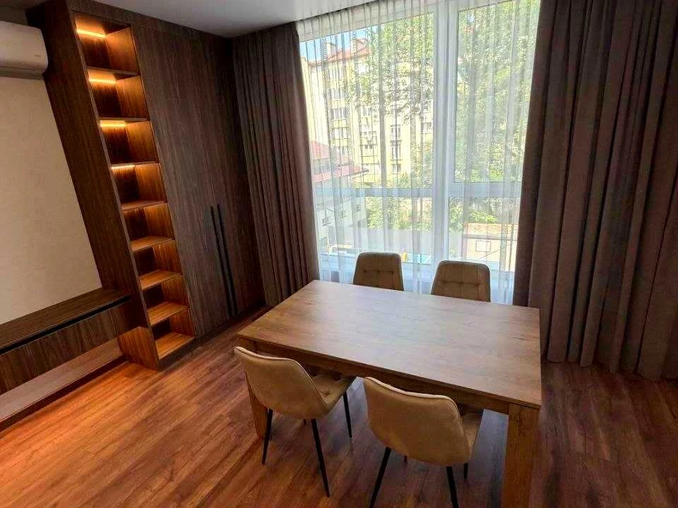 Apartment. Ivano-Frankivsk, Volvynetska st.