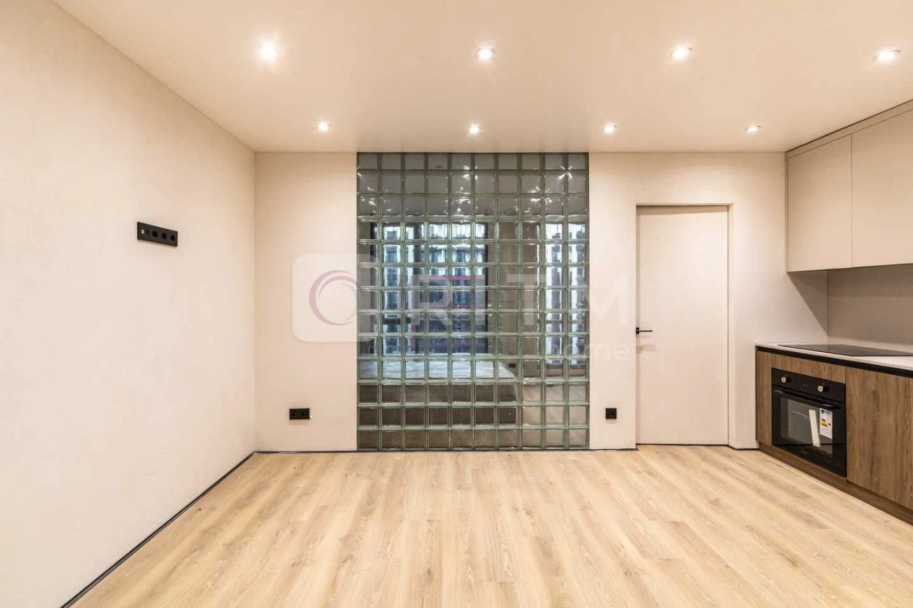 Продаж однокімнатної квартири з дизайнерським ремонтом в ЖК Manhattan UP