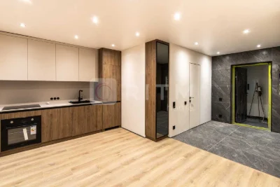 Продаж однокімнатної квартири з дизайнерським ремонтом в ЖК Manhattan UP
