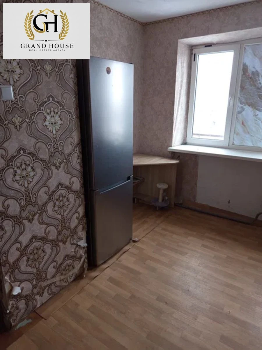 For Sale: One-room apartment, N. Mykolaivka district.