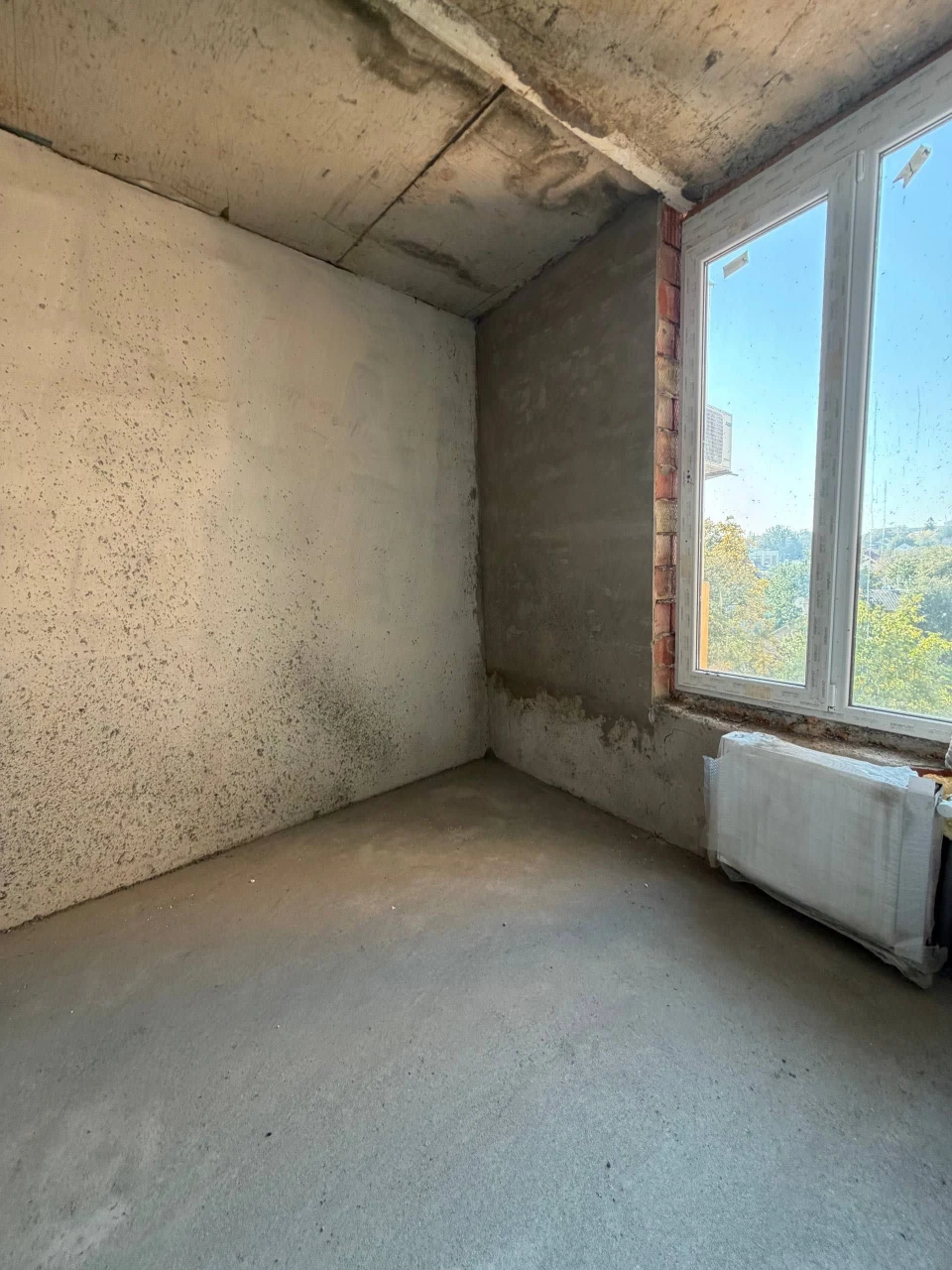 Sale of a 2-ROOM APARTMENT IN A NEW BUILDING
