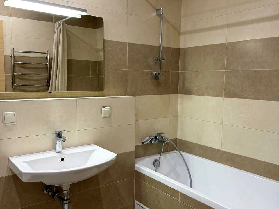 Apartment. Kyiv, Holosiivsky Prospect.
