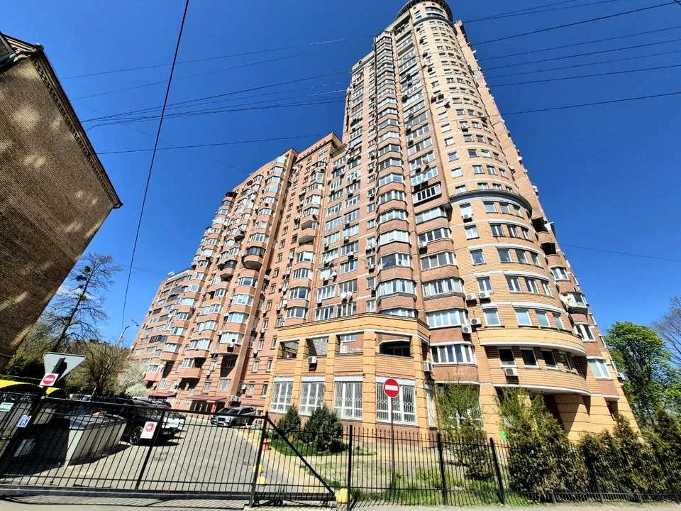 Квартира. Київ, Клінічна вулиця