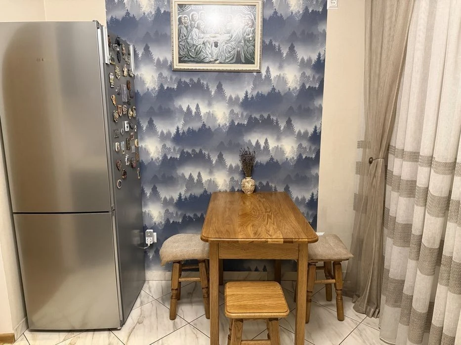 2-room apartment for sale/Poznyaki/Kniazhy Zaton St., 7/53