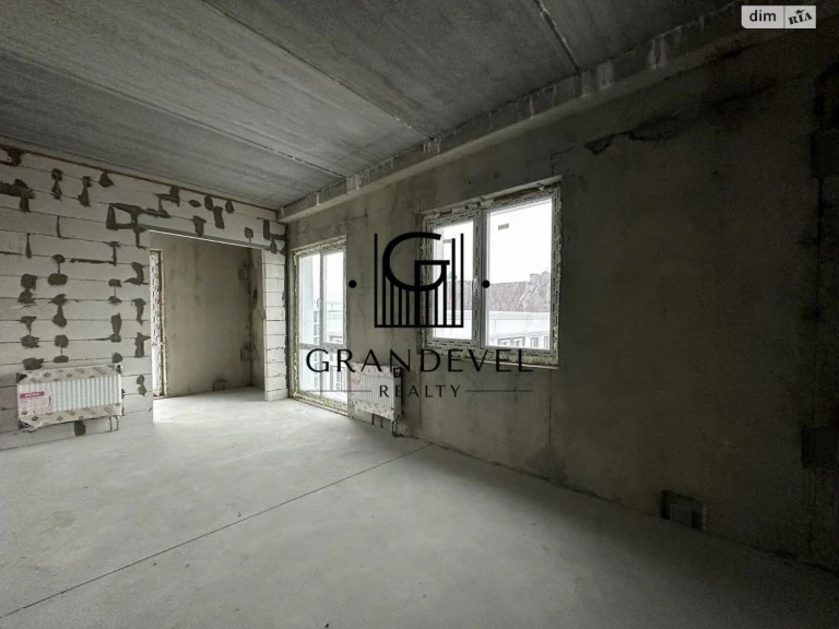 Apartment for Sale – Holosiiv