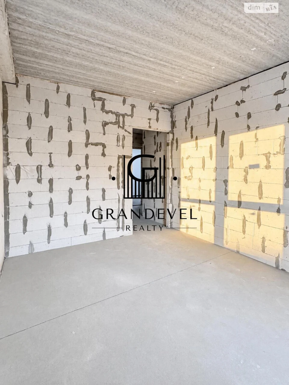 Apartment for Sale – Holosiiv