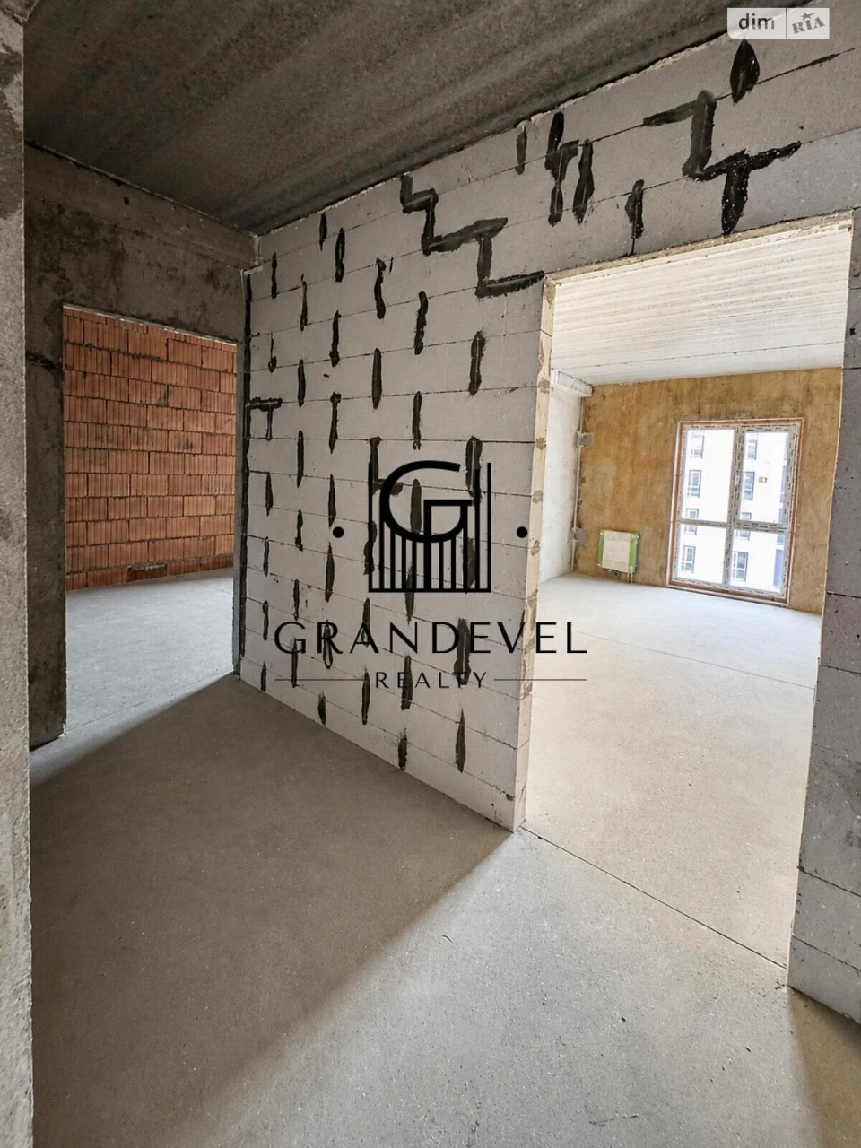Apartment for Sale – Holosiiv