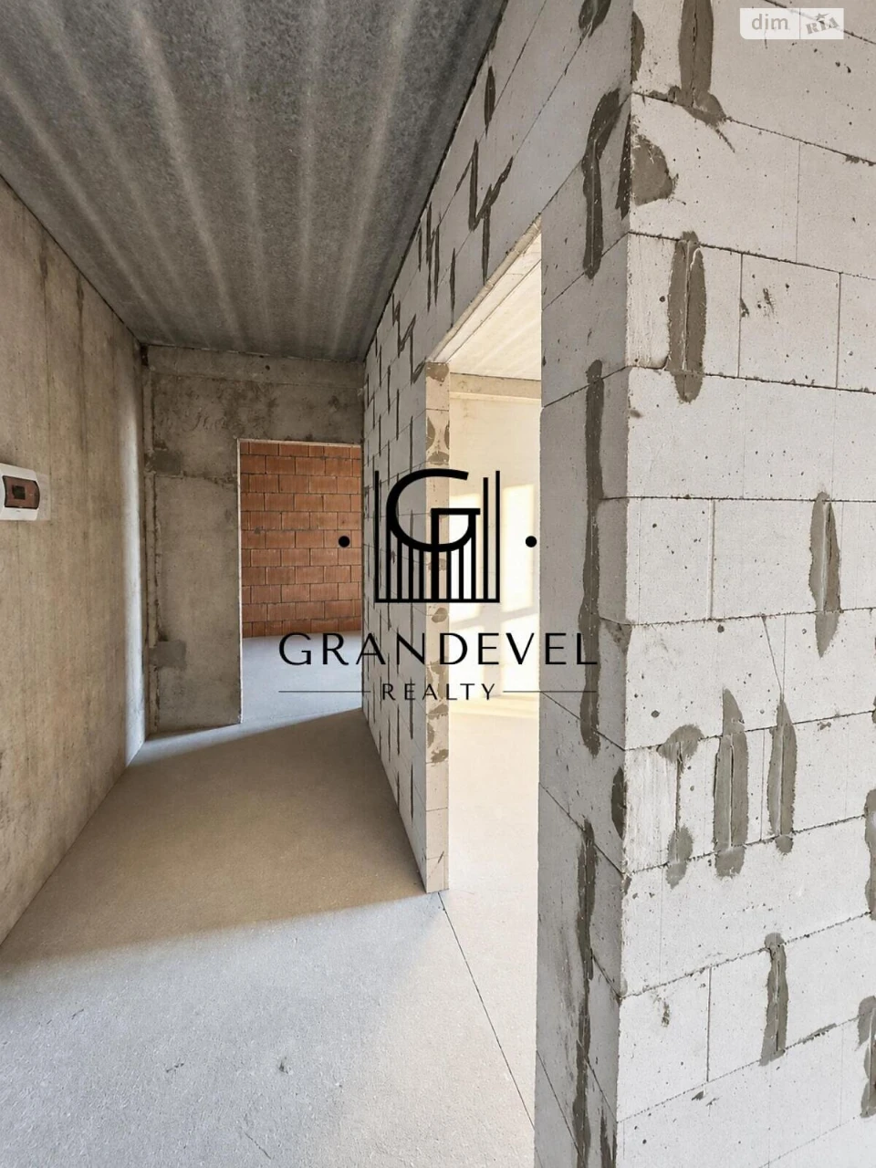 Apartment for Sale – Holosiiv